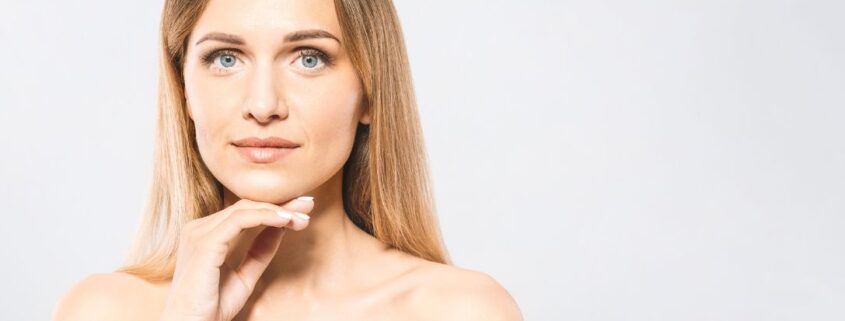 Trattamento post-estate con peeling TCA e biostimolazione rigenerativa